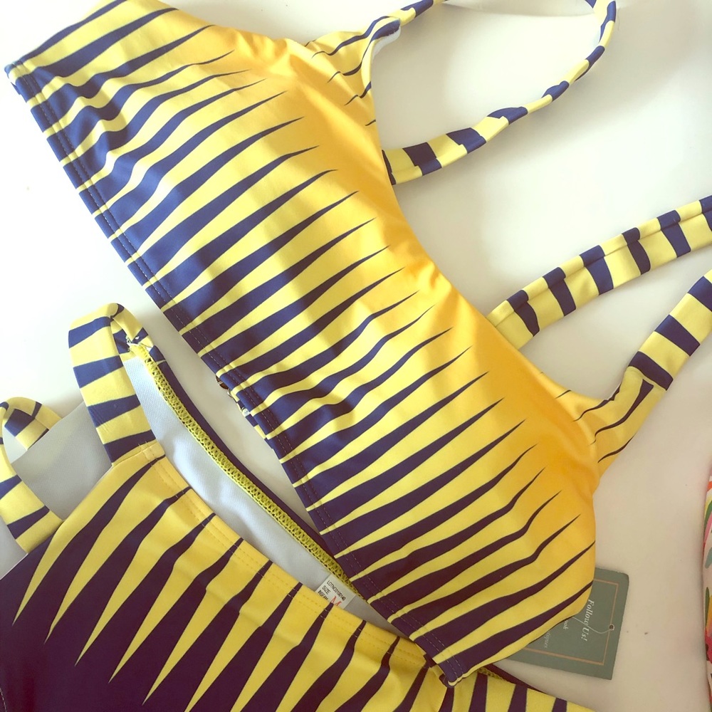 2 piece swim suit NEW